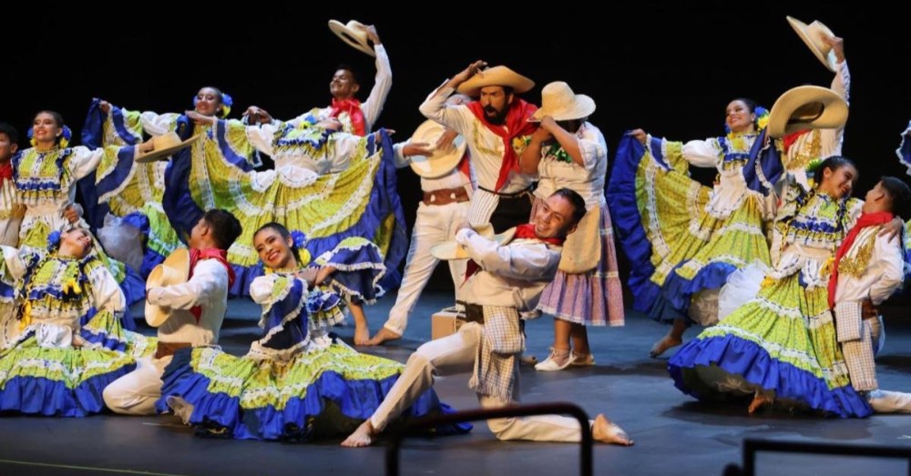65° Festival del Bambuco llega al Teatro Colón de Bogotá con 160 artistas en escena