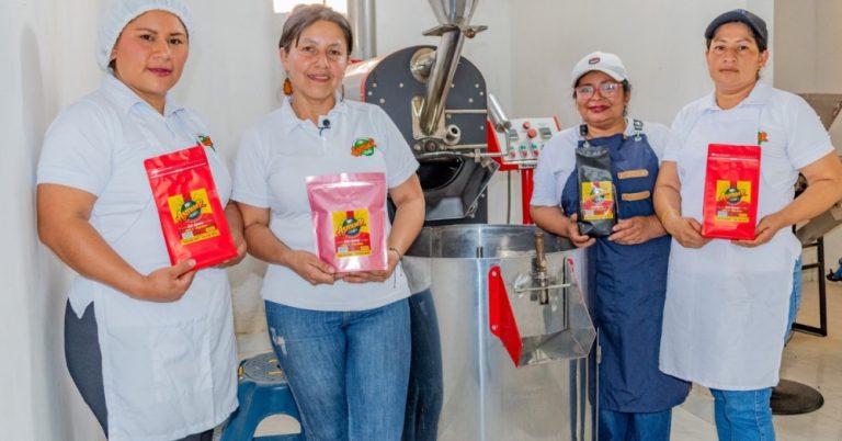 Mujeres rurales de Pitalito transforman el café de especialidad con apoyo de la Gobernación del Huila